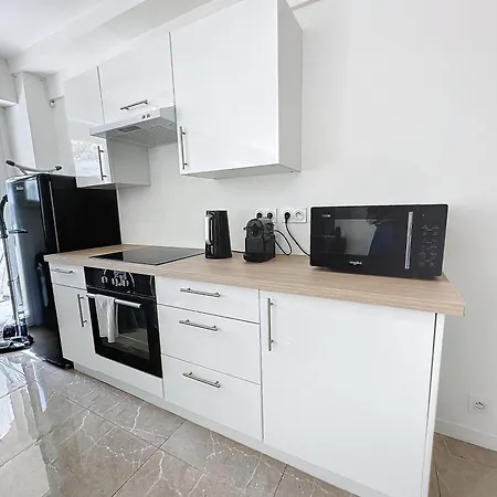 Intuition - 3 Pieces - 10min Croisette アパート *